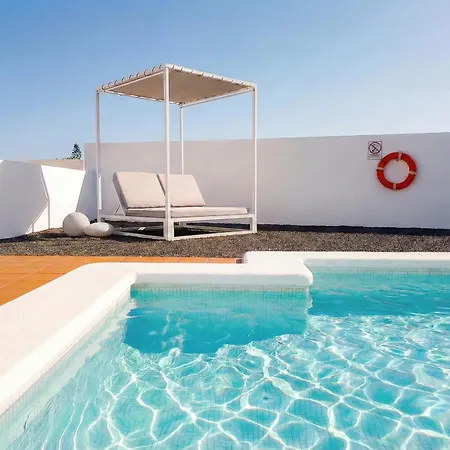 Gaumet By Villalia - Descanso A Pies Del Volcan Playa Blanca (Lanzarote)